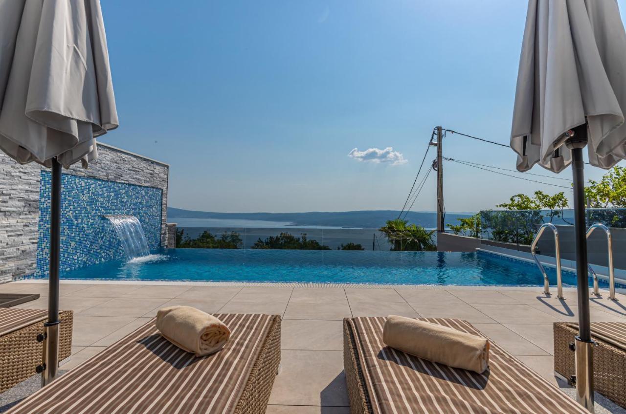 Luxury Villa Lorena With Heated Pool, Jacuzzi,Sauna And Seaview Crikvenica Buitenkant foto