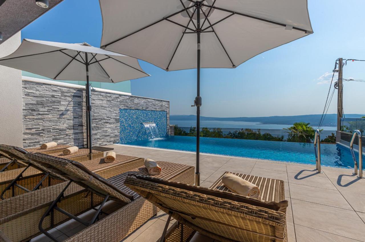 Luxury Villa Lorena With Heated Pool, Jacuzzi,Sauna And Seaview Crikvenica Buitenkant foto