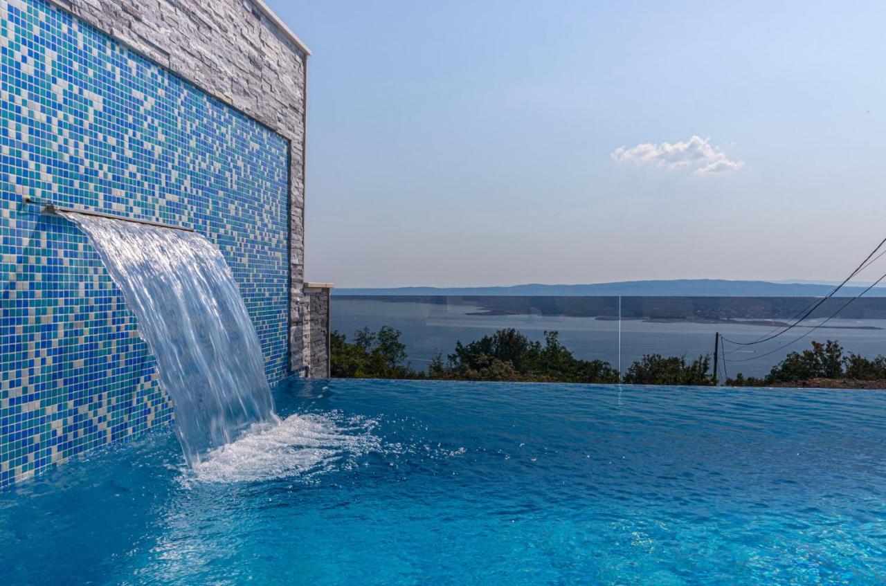 Luxury Villa Lorena With Heated Pool, Jacuzzi,Sauna And Seaview Crikvenica Buitenkant foto